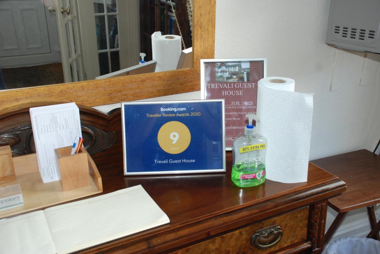 Trevali Guest House บอกเนอร์รีจิส ภายนอก รูปภาพ